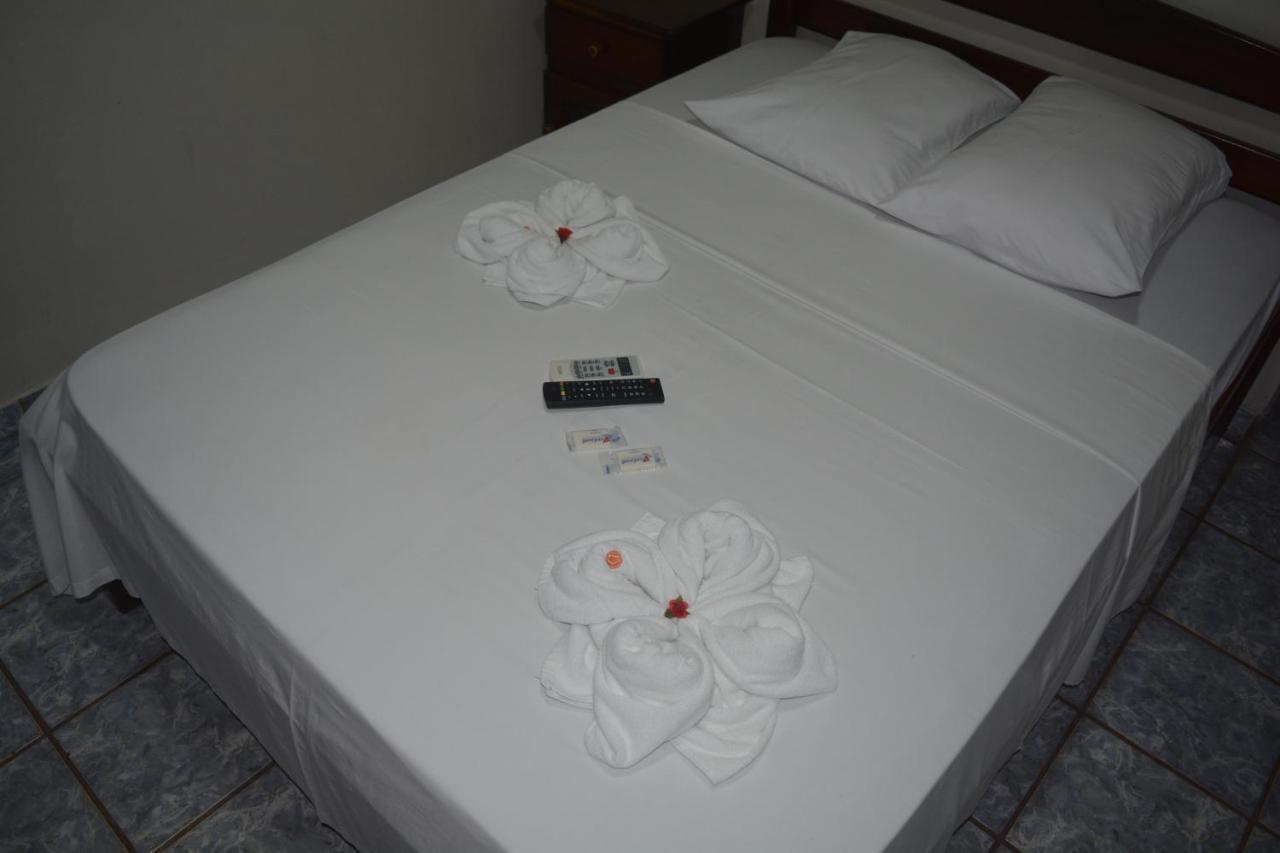 Hotel Anita Ariquemes エクステリア 写真